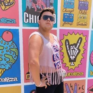 Meet your Posher, Dylan